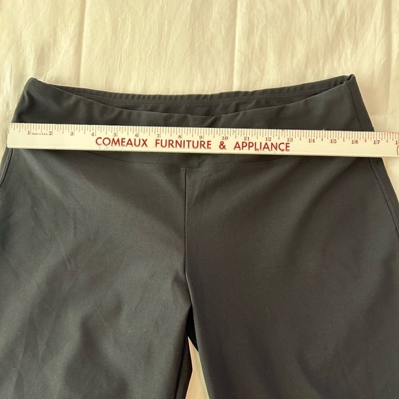 Nike Low-Rise Women’s Workout Pants 224172 Large (12-14) Black Yoga Running NWT - Picture 7 of 12